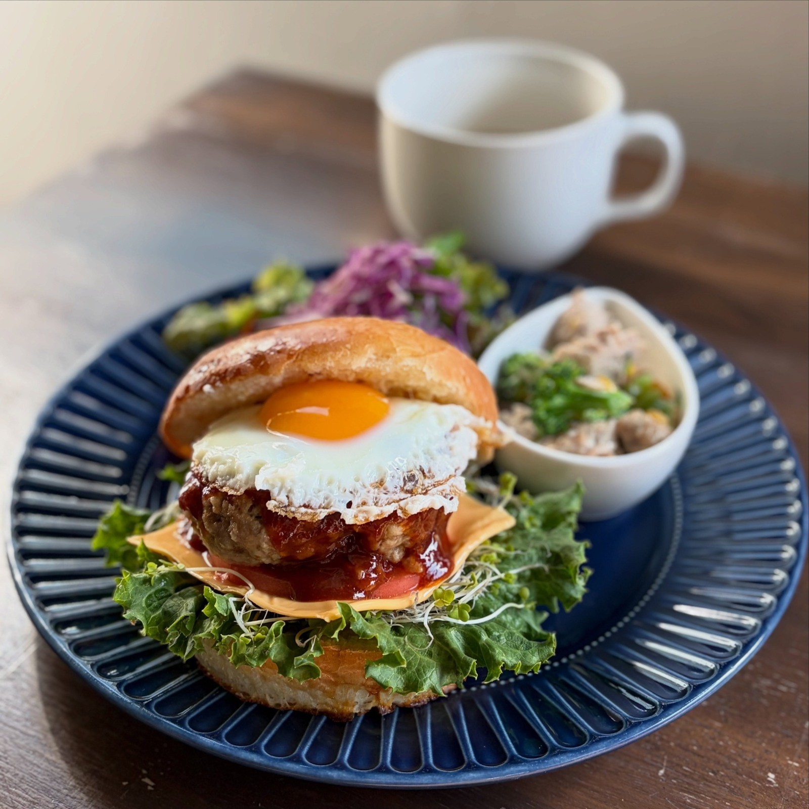 月見バーガー（日替わりランチ）